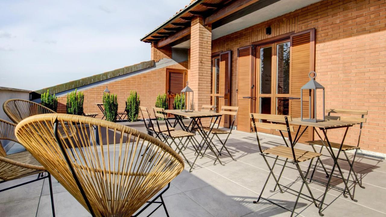 Ca' Flor Apartment Барбареско Екстериор снимка